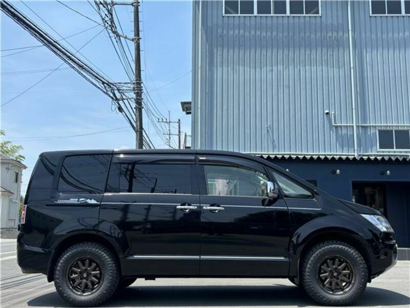DELICA D5