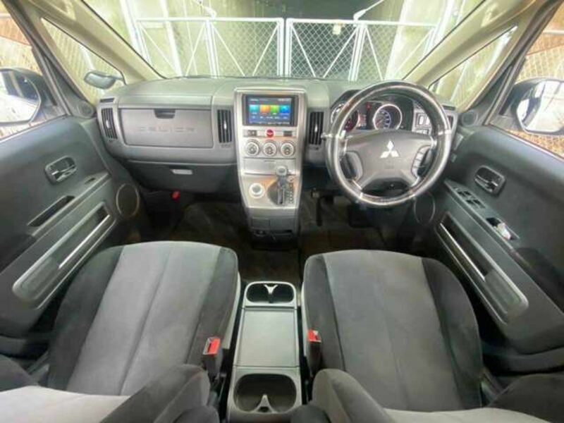 DELICA D5