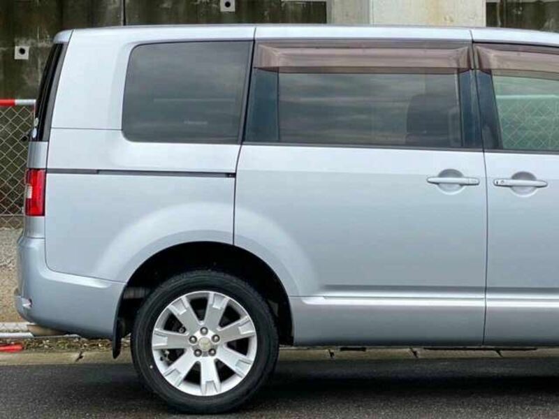 DELICA D5
