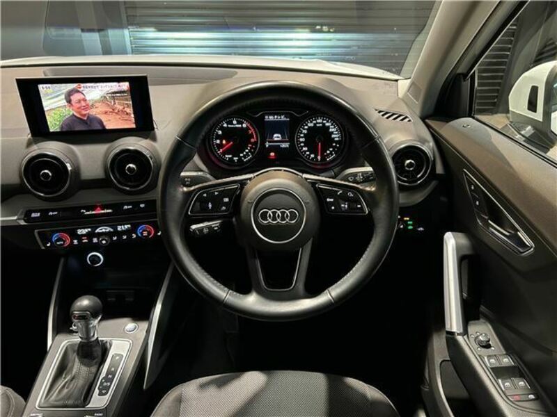 Q2