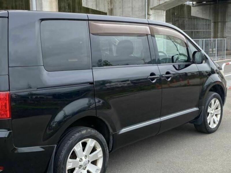DELICA D5