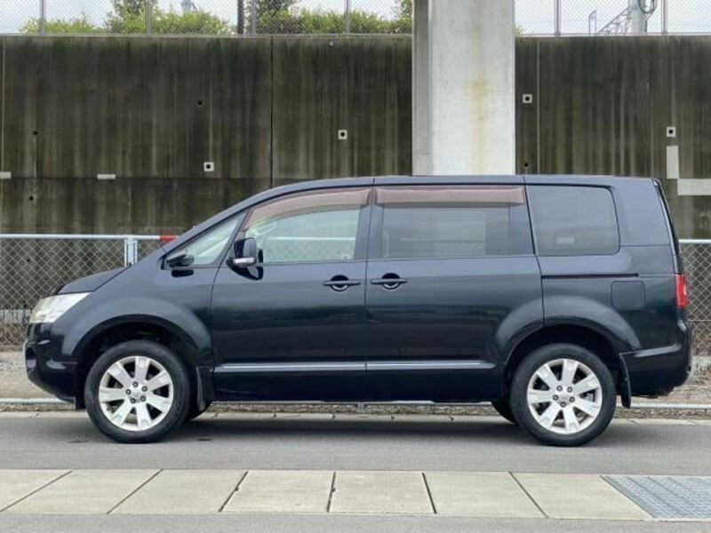 DELICA D5