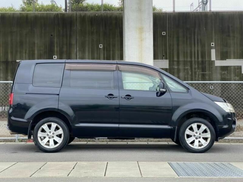 DELICA D5