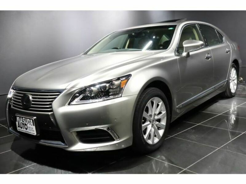 LEXUS LS