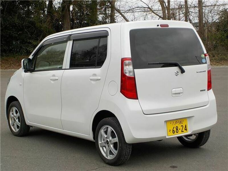 WAGON R