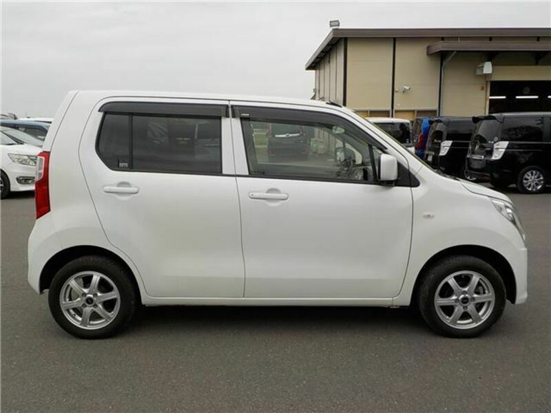 WAGON R