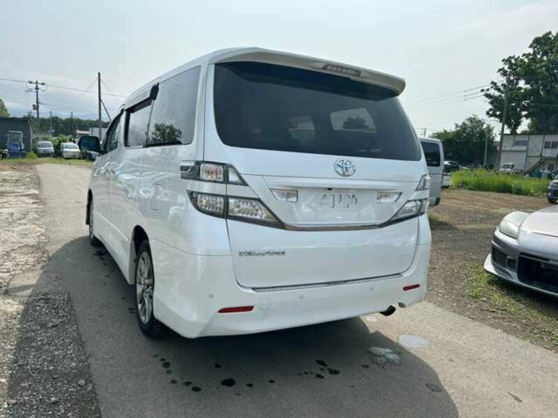 VELLFIRE