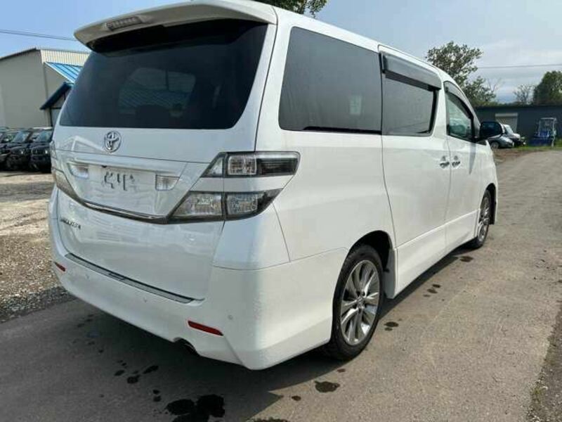 VELLFIRE