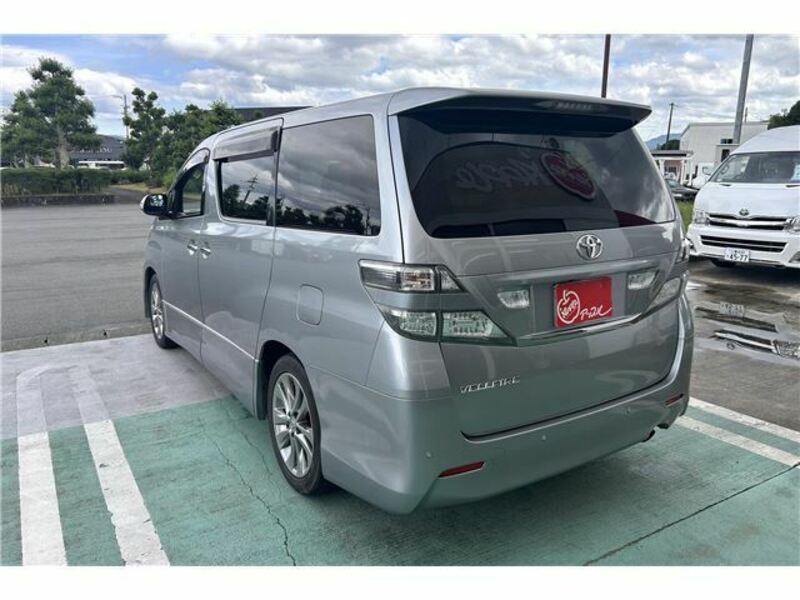 VELLFIRE