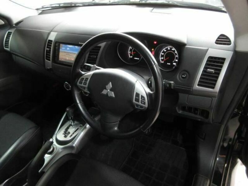 OUTLANDER