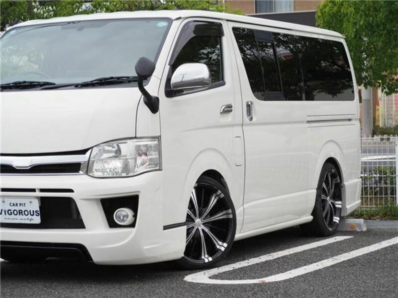 HIACE VAN