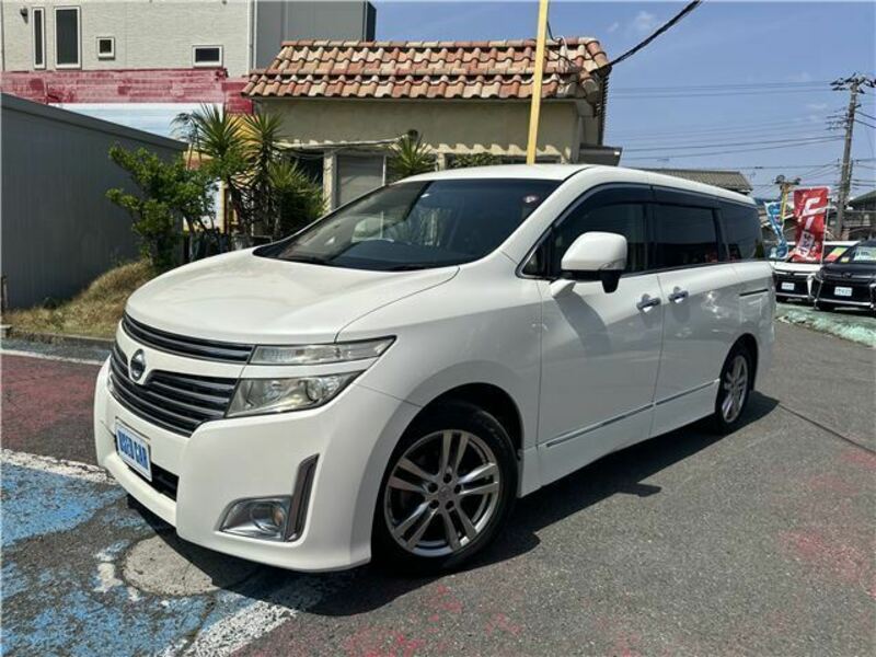 NISSAN ELGRAND