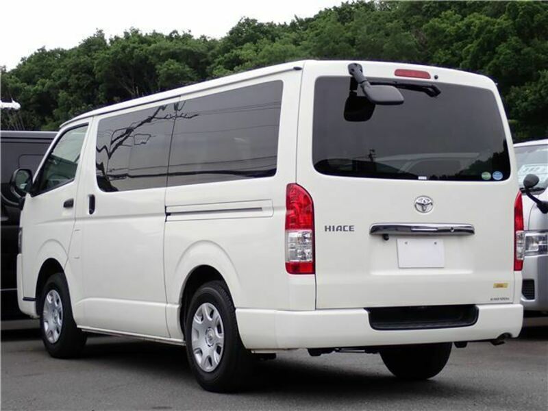HIACE VAN