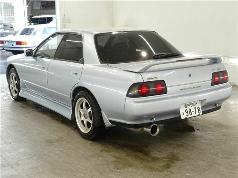 SKYLINE