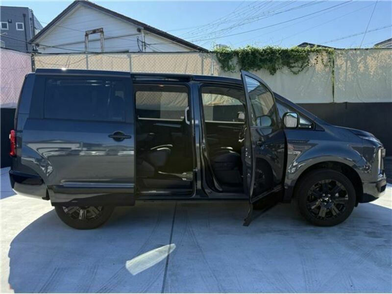DELICA D5