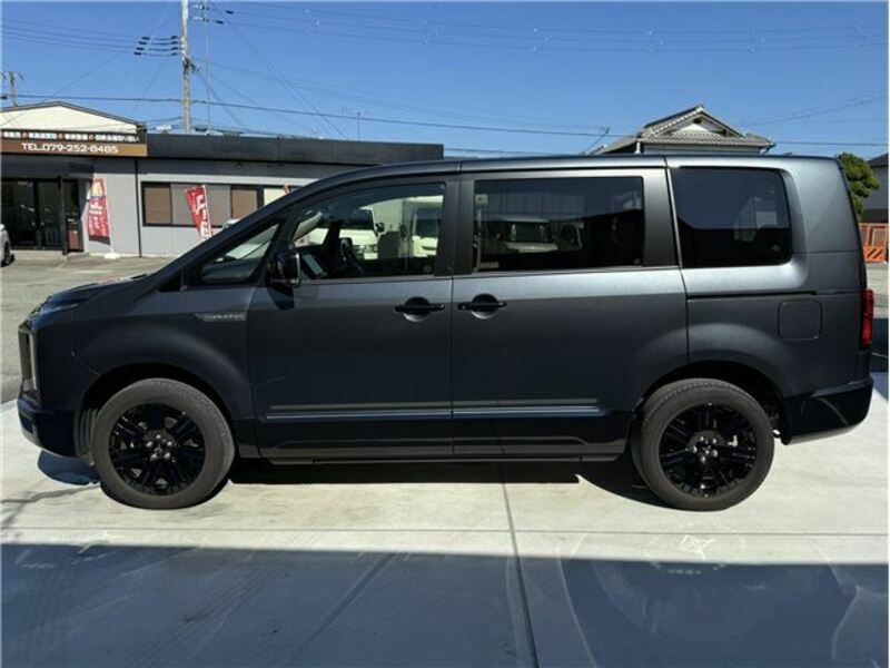 DELICA D5