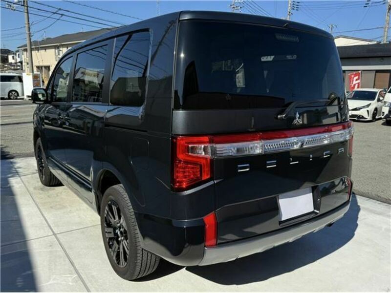DELICA D5