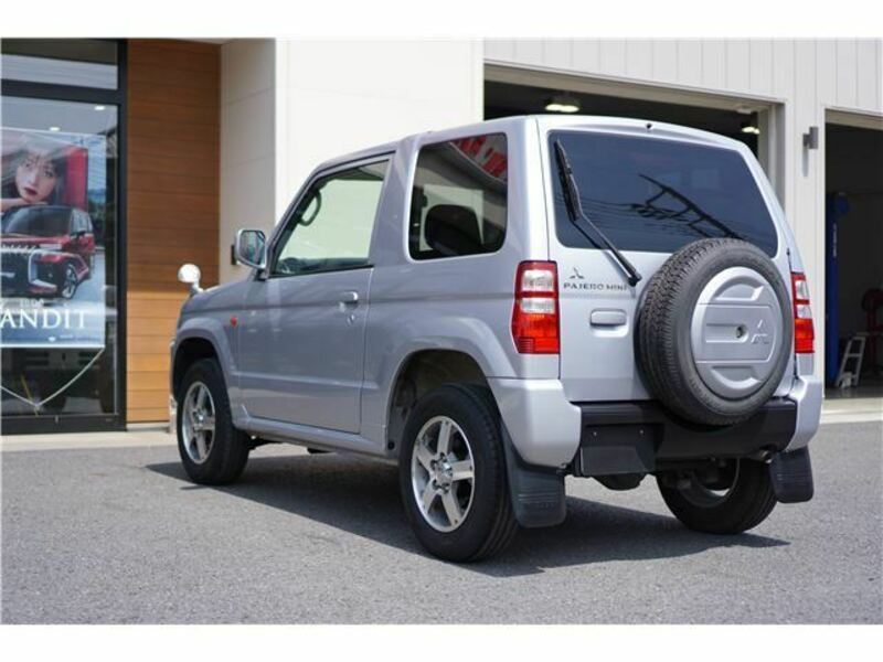 PAJERO MINI