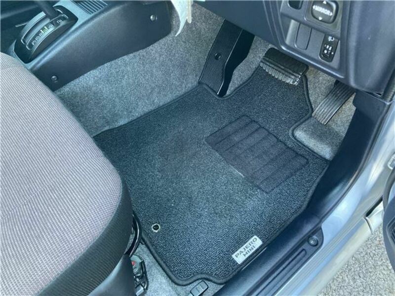 PAJERO MINI