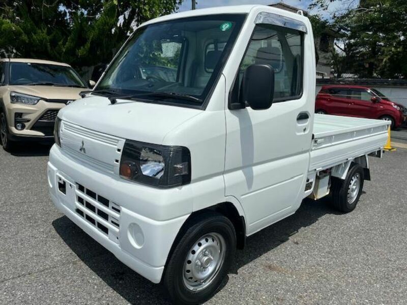 MITSUBISHI MINICAB TRUCK