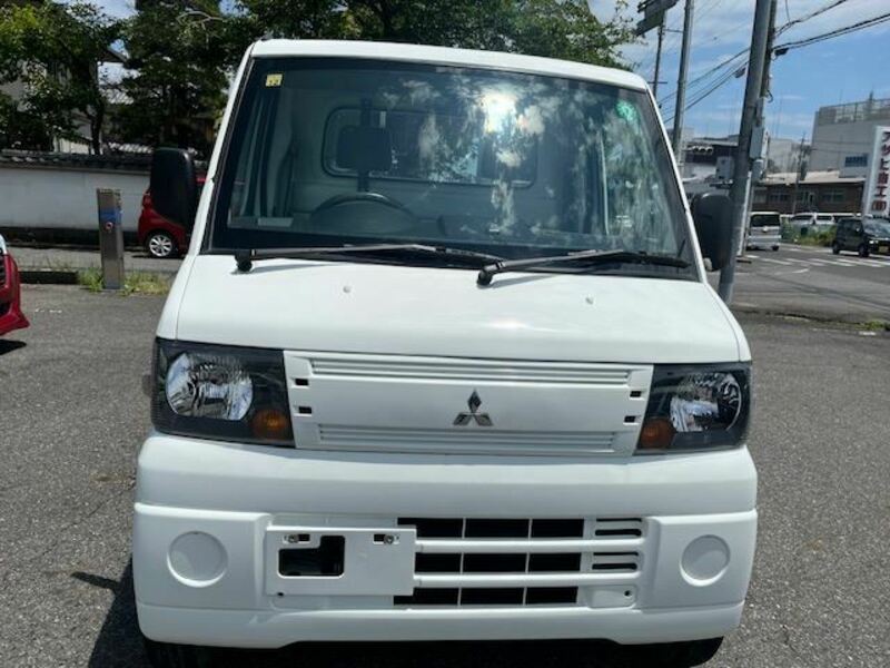 MINICAB TRUCK