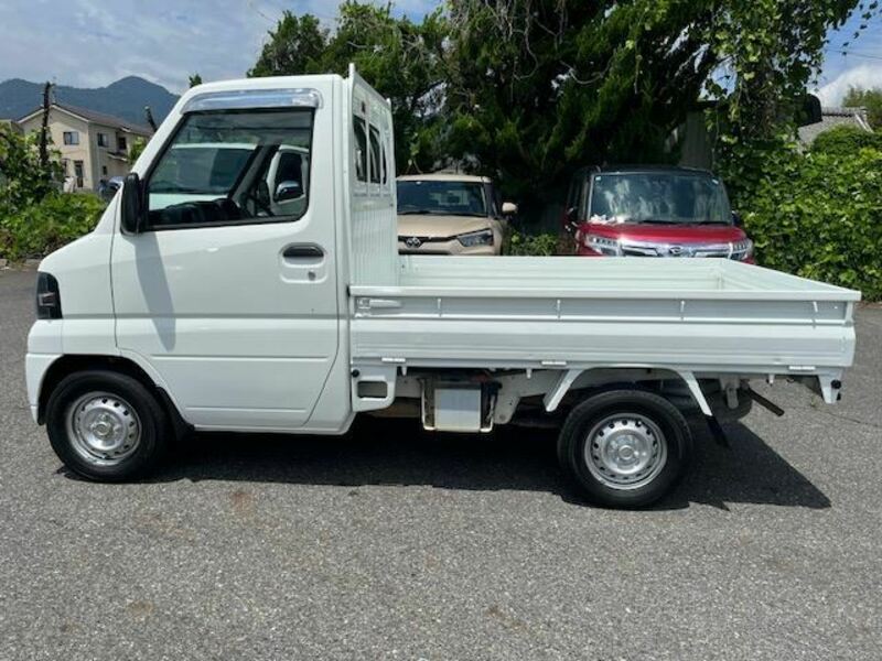 MINICAB TRUCK