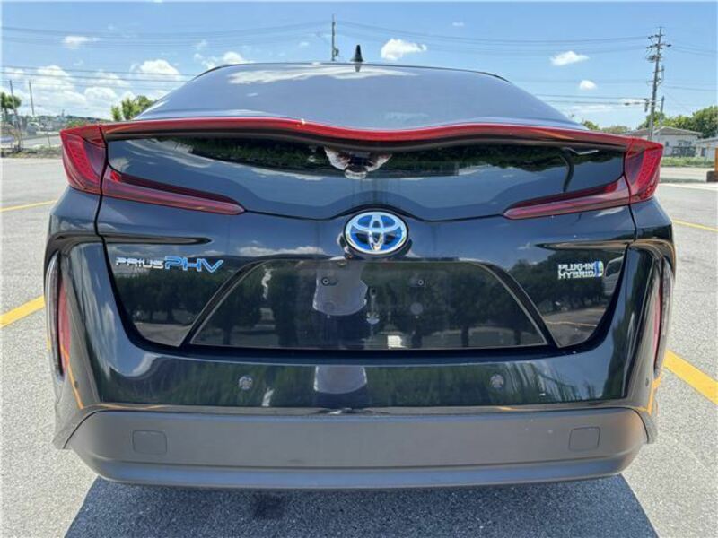 PRIUS PHV
