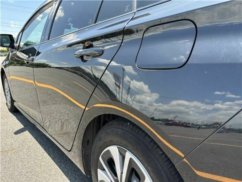 PRIUS PHV