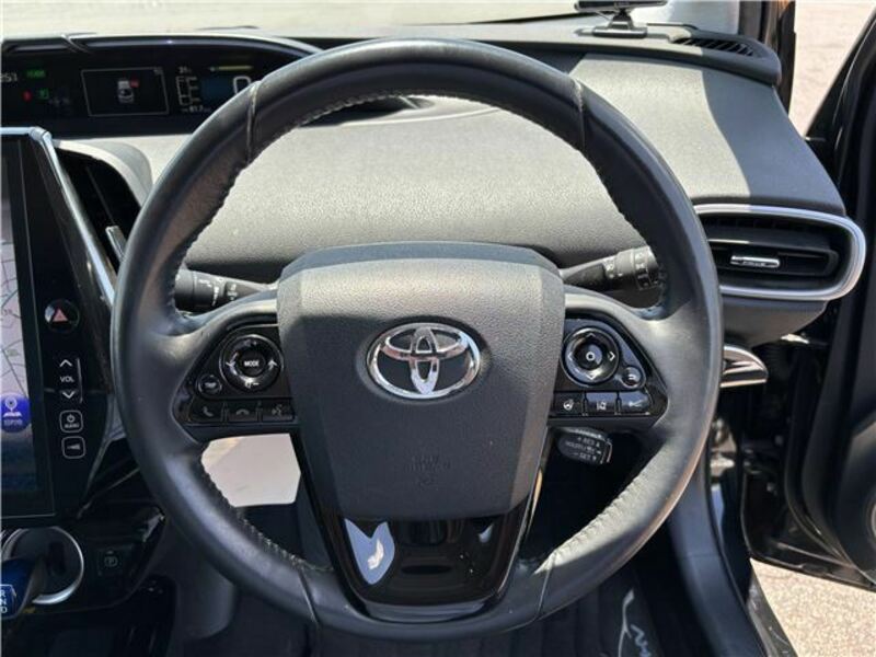 PRIUS PHV