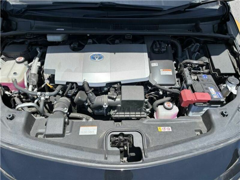 PRIUS PHV