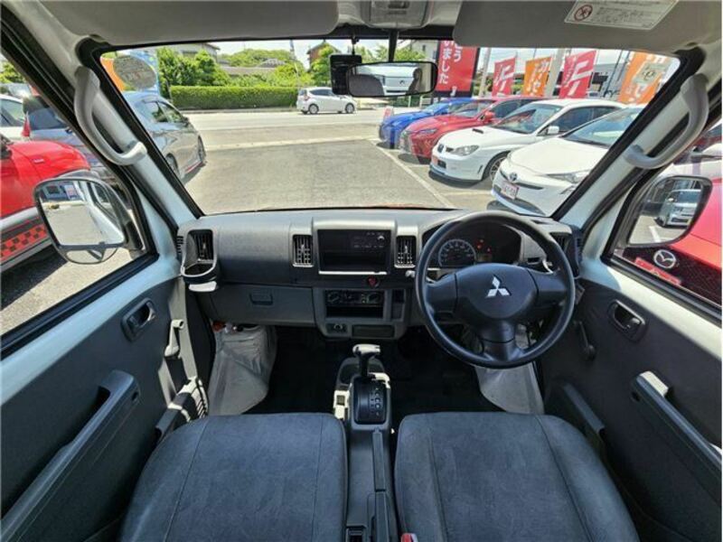 MINICAB VAN