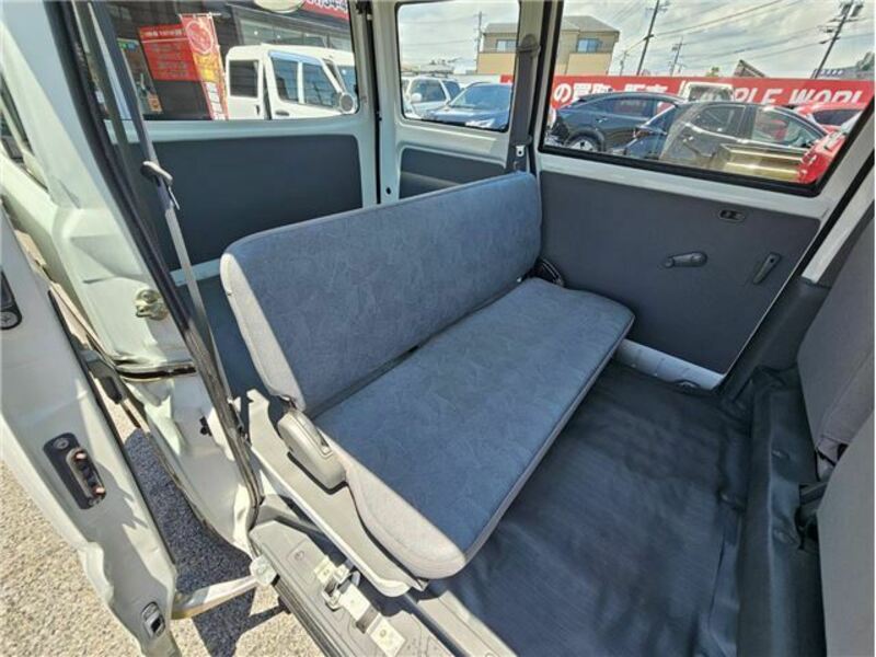 MINICAB VAN