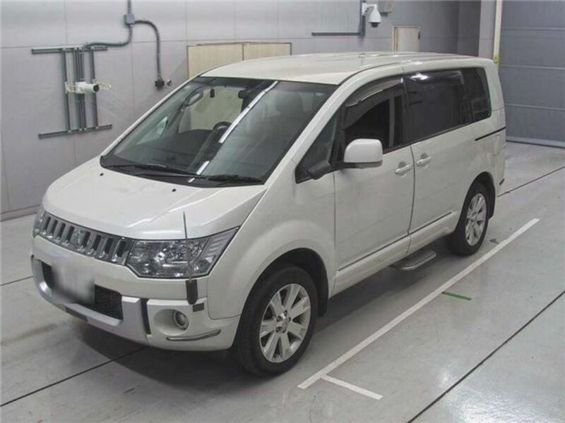 DELICA D5