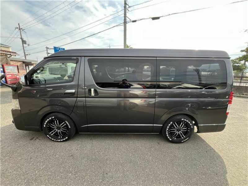 HIACE VAN