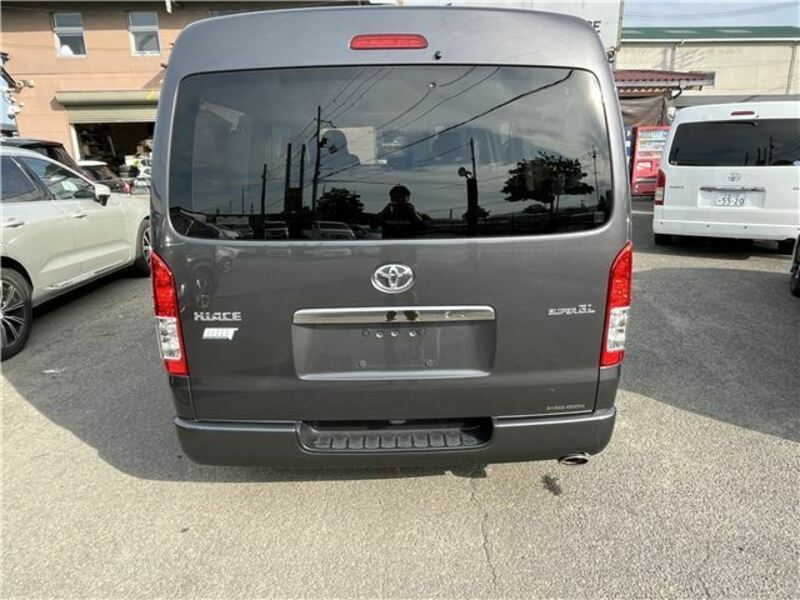 HIACE VAN