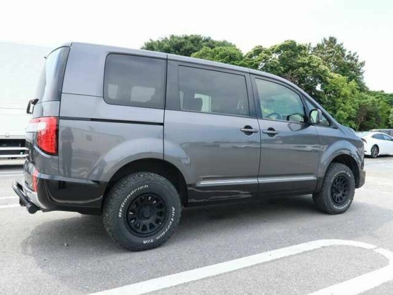 DELICA D5