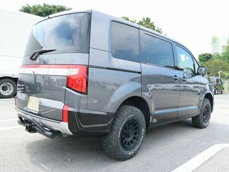 DELICA D5
