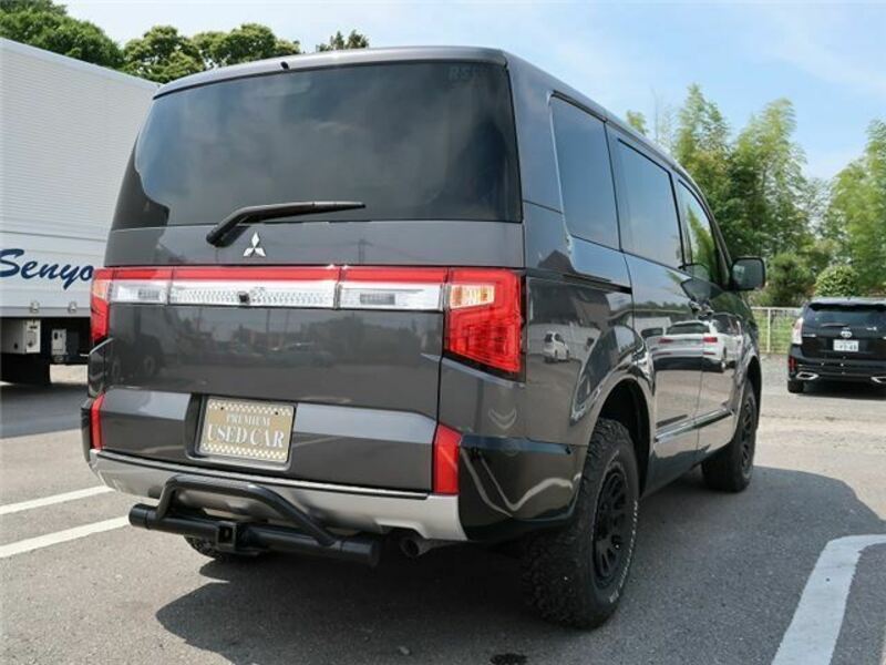 DELICA D5