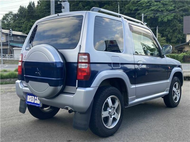 PAJERO MINI