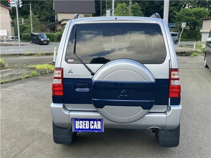 PAJERO MINI