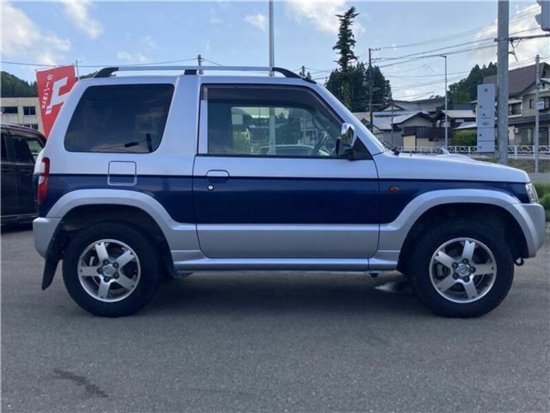 PAJERO MINI