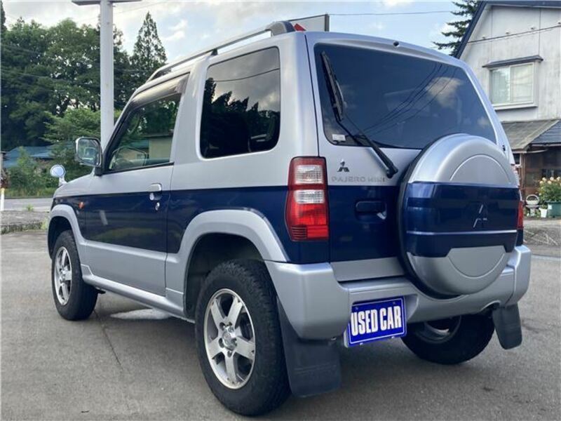 PAJERO MINI