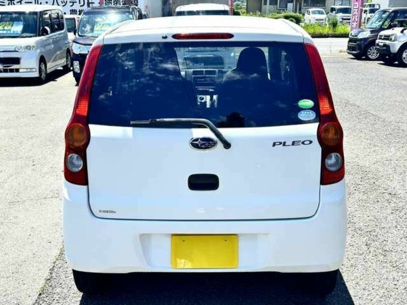 PLEO