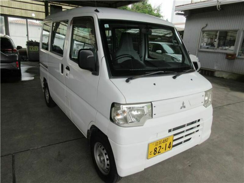 MITSUBISHI MINICAB VAN