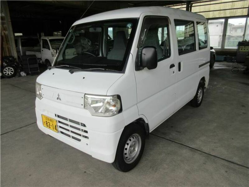 MINICAB VAN