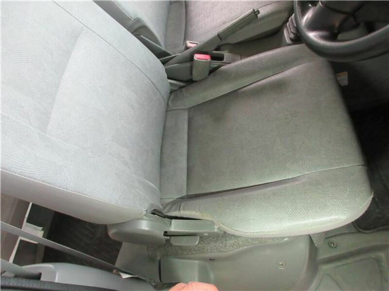 MINICAB VAN
