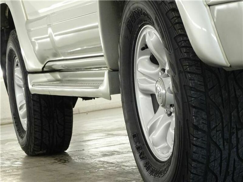 HILUX SURF