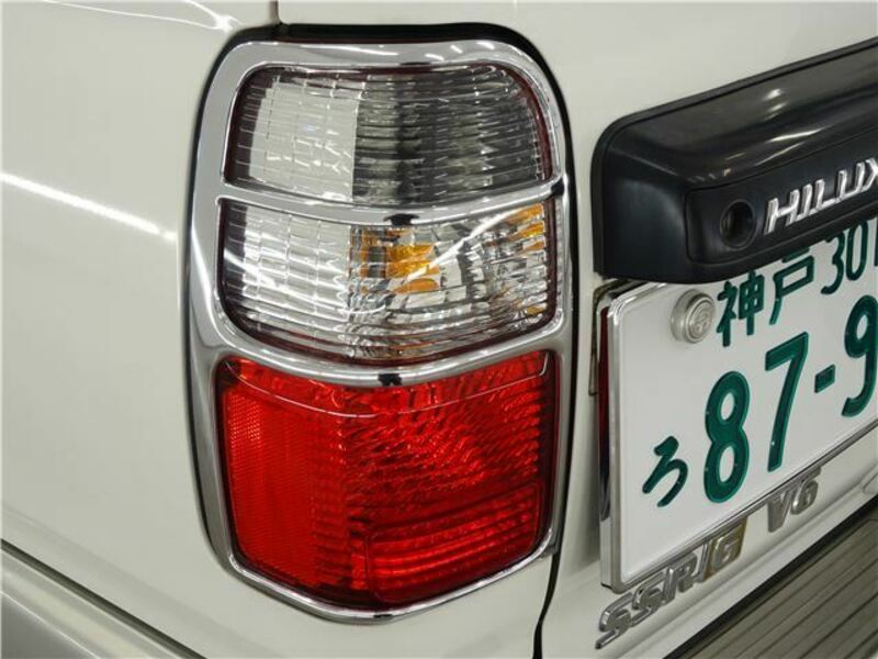 HILUX SURF