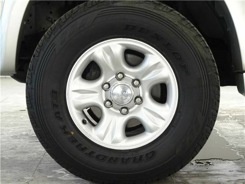 HILUX SURF