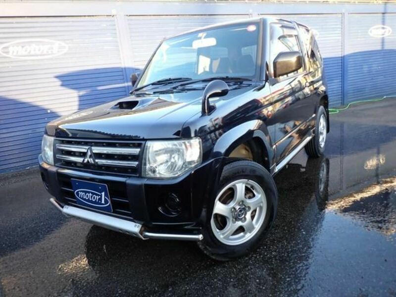 MITSUBISHI PAJERO MINI